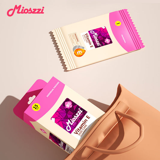 Mioszzi makeup remover wet wipes are easy to carry and suitable for travel and other occasions, quickly removing makeup and replacing facial cleansers and water.