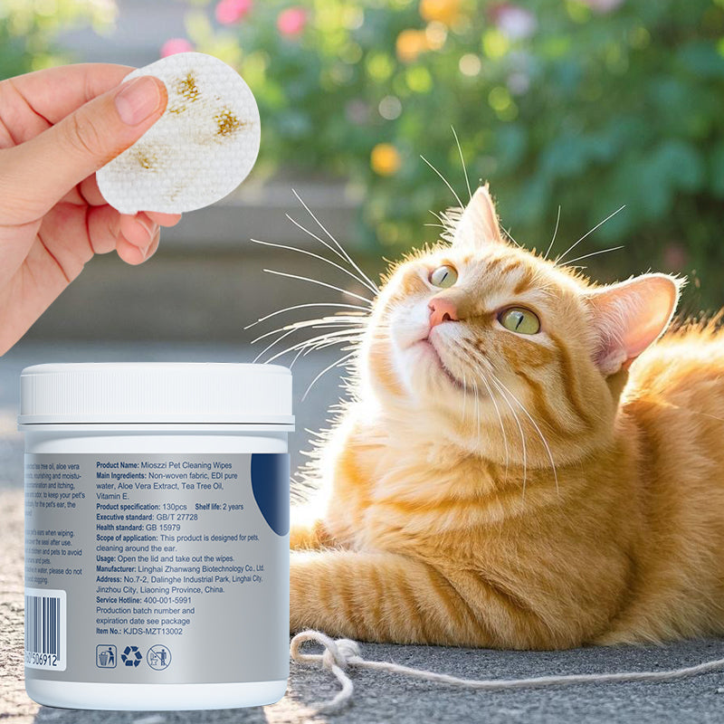 1. Infused with aloe vera and vitamin E, it effectively moisturizes skin and hair when cleansing.
2. Pet-friendly wipes, no dye, no bleach.
3. Safely removes sweat, body oil, and dirt while deodorizing surfaces and fighting bacteria.
4. Ultra-powerful, deep cleans, and itch-free.
5. Intensely cleanse eyes, ears, mouth, and facial stains.