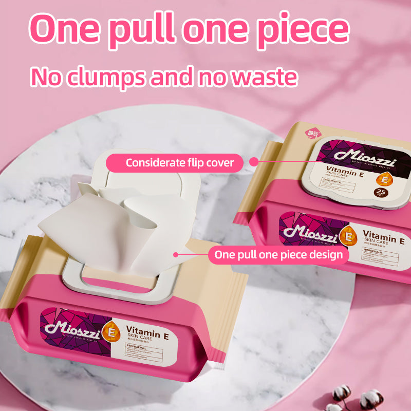 1. Suitable for a wide range of people, suitable for sensitive skin, aging skin.
2. Plant-based wipes, gentle and non-irritating.
3. No dyes, artificial fragrances, safer to use.
4. Simple makeup remover wipes, gently clean the skin and remove waterproof makeup.
5. Mild weak acid formula, maintain skin PH balance.