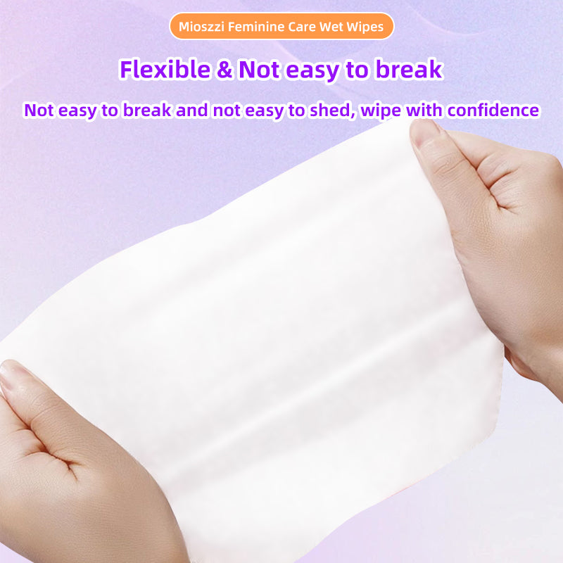 1. Disposable female care wipes, clean and hygienic.
2. No chemical additives, no dyes, moisturizing, soothing and calming sensitive skin.
3. Multi-purpose wipes, very suitable for home and apartment
4. Water-based wipes, effective moisturizing skin.
5. No-rinse private hygiene wipes for menstrual women.