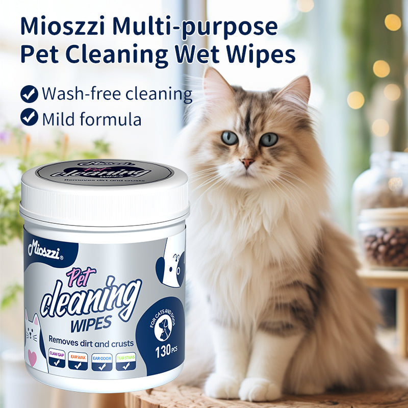 1. Natural and organic ingredients, vegan and cruelty-free.
2. Disc wipes can remove loose hairs and dirt and clean quickly.
3. Wipe away environmental allergens or irritants and do a good job of reducing dog dander.
4. Moisturizes dry skin without rinsing, making it easy to be hygienic.
5. Universal wipes for puppies and large dogs.