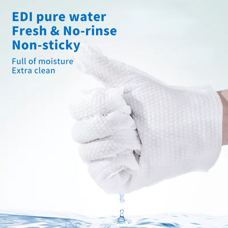 1. Infused with witch hazel extract and EDI pure water, effectively moisturize skin and hair while cleaning.
2. Pet-friendly wipes, no dyes, no bleach.
3. Safely remove sweat, body oil and dirt, while deodorizing the surface and fighting bacteria.
4. Cleans surface floating hair and oil, keep it itch-free.
5. Cleansing massage deodorant 3-in-1 pet mitt wipes.