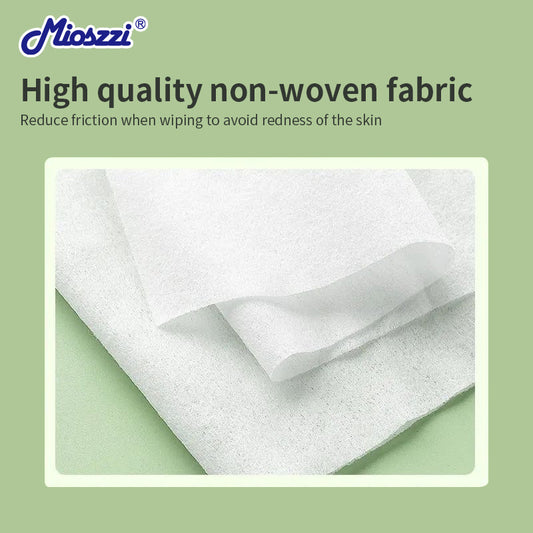 1. Makeup Remover Wipes are enriched with vitamins to protect and even out skin tone, leaving your skin glowing.
2. Hypoallergenic Facial Cleansing Wipes remove makeup, dirt and oil.
3. Water-based wipes to nourish and moisturize facial skin.
4. High-quality non-woven fabric, soft and thick, not easy to tear.
5. Eco-friendly makeup remover wipes in kraft paper packaging.