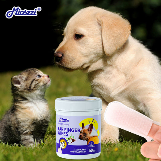 Using Mioszzi Finger Wipes for your pet to clean your mouth when you go out is not only a healthy care for your pet, but also an opportunity for emotional communication between your pet and its owner. 