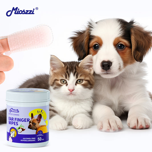 Mioszzi pet finger wipes provides pet owners with a convenient and quick solution. 