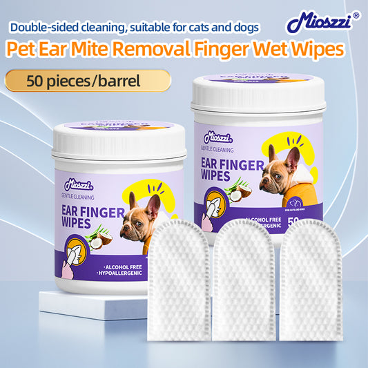 1. Contains aloe vera essence and vitamin E, effectively moisturizing the skin and hair while cleaning.

2. With a pet-friendly formula, the wipes do not contain dyes and bleach, gently caring for pets' skin.

3. Safely and efficiently remove sweat, body oil, and stubborn dirt, effectively deodorize and inhibit bacterial growth, keeping the pet's body surface fresh.

4. With super cleaning power, it thoroughly cleans deep into the pores and effectively relieves itching problems caused by dirt.