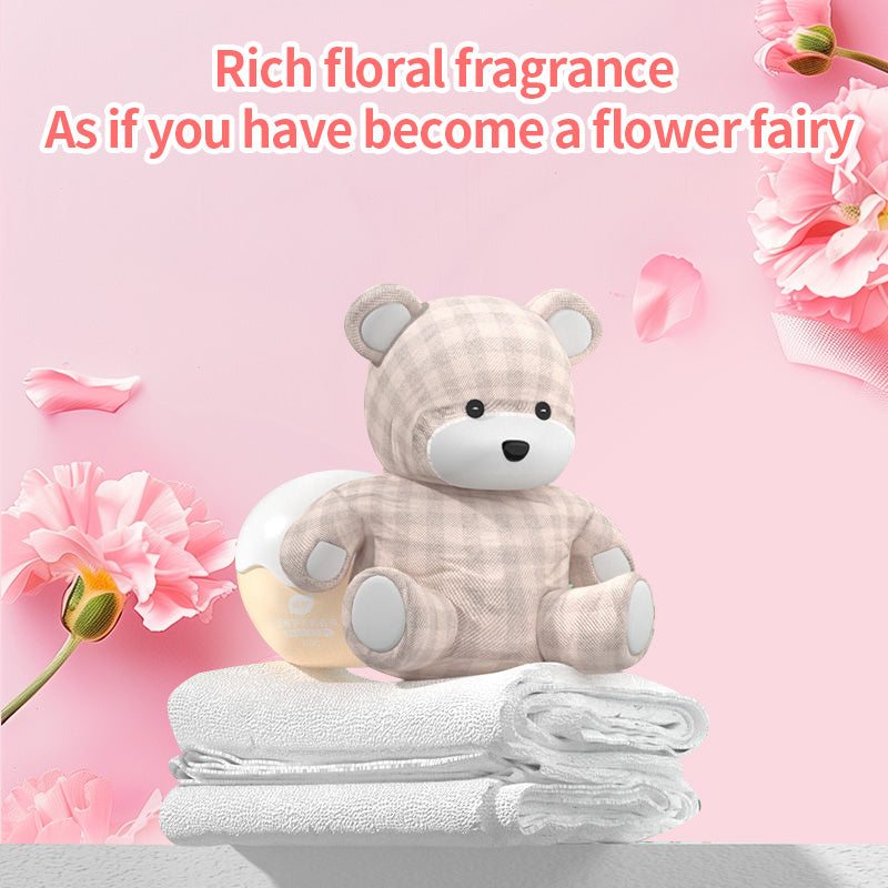 1. Powerful function, effective softening of fabrics, anti-static.

2. Hypoallergenic formula, safe to use for sensitive skin.

3. Laundry freshener that stays away from odor troubles.

4. Colloidal microcapsule technology, rubbing clothes to keep fragrance for a long time.

5. Large package suitable for home use, large quantity and affordable price.